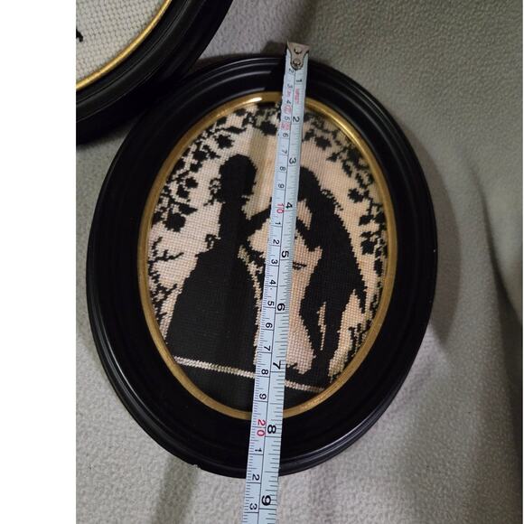 Vintage Set 2 Cross Stitch Silhouette Art Oval Framed Romance Hand Kissing - Picture 4 of 10